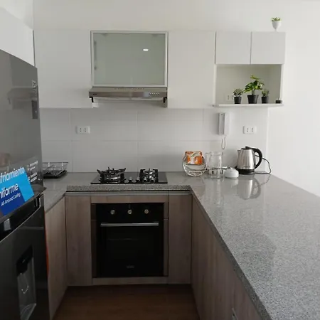 Elegante, Departamento Privado Con Cochera Lima Exterior foto